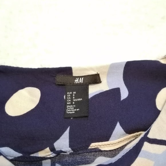 Floral navy blue blouse, H&M, size 8 - Picture 2 of 8